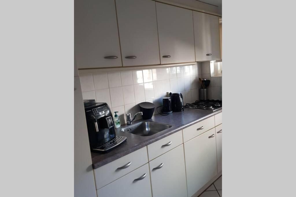 Schoon Sfeervol Souterrain Apartment Katwijk aan Zee ภายนอก รูปภาพ